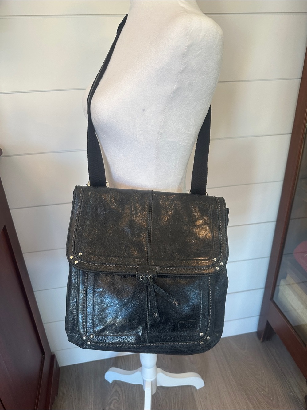 The Sak - Black crinkled leather backpack / Crossbody Messenger Bag - - Picture 7 of 7
